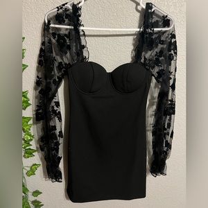 Windsor puffy sleeved black dress